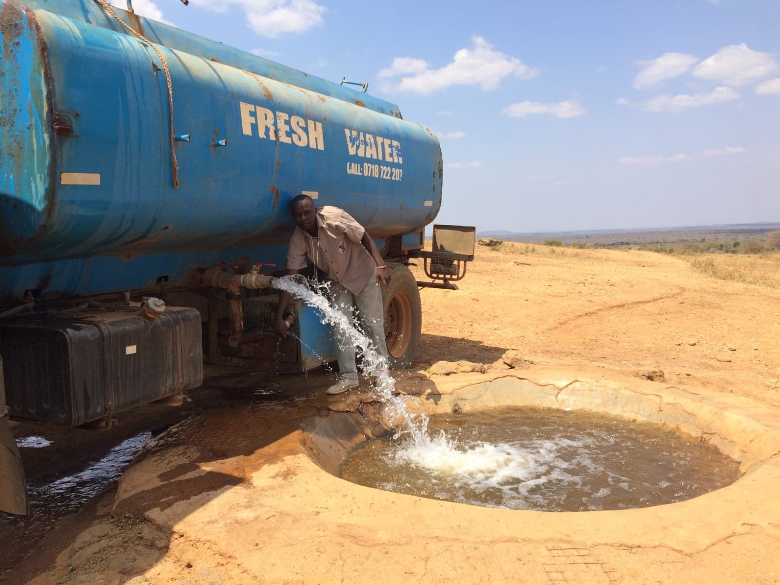 Water delivery truck